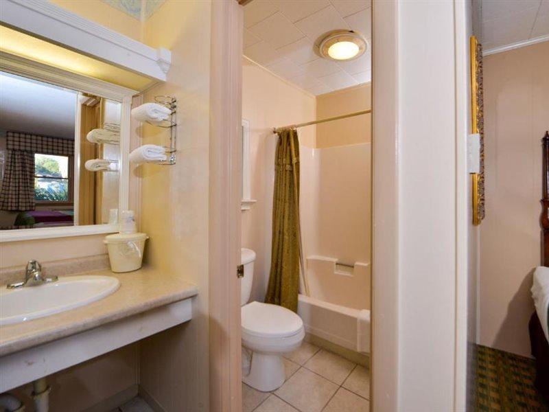 Americas Best Value Inn Chincoteague Exterior foto